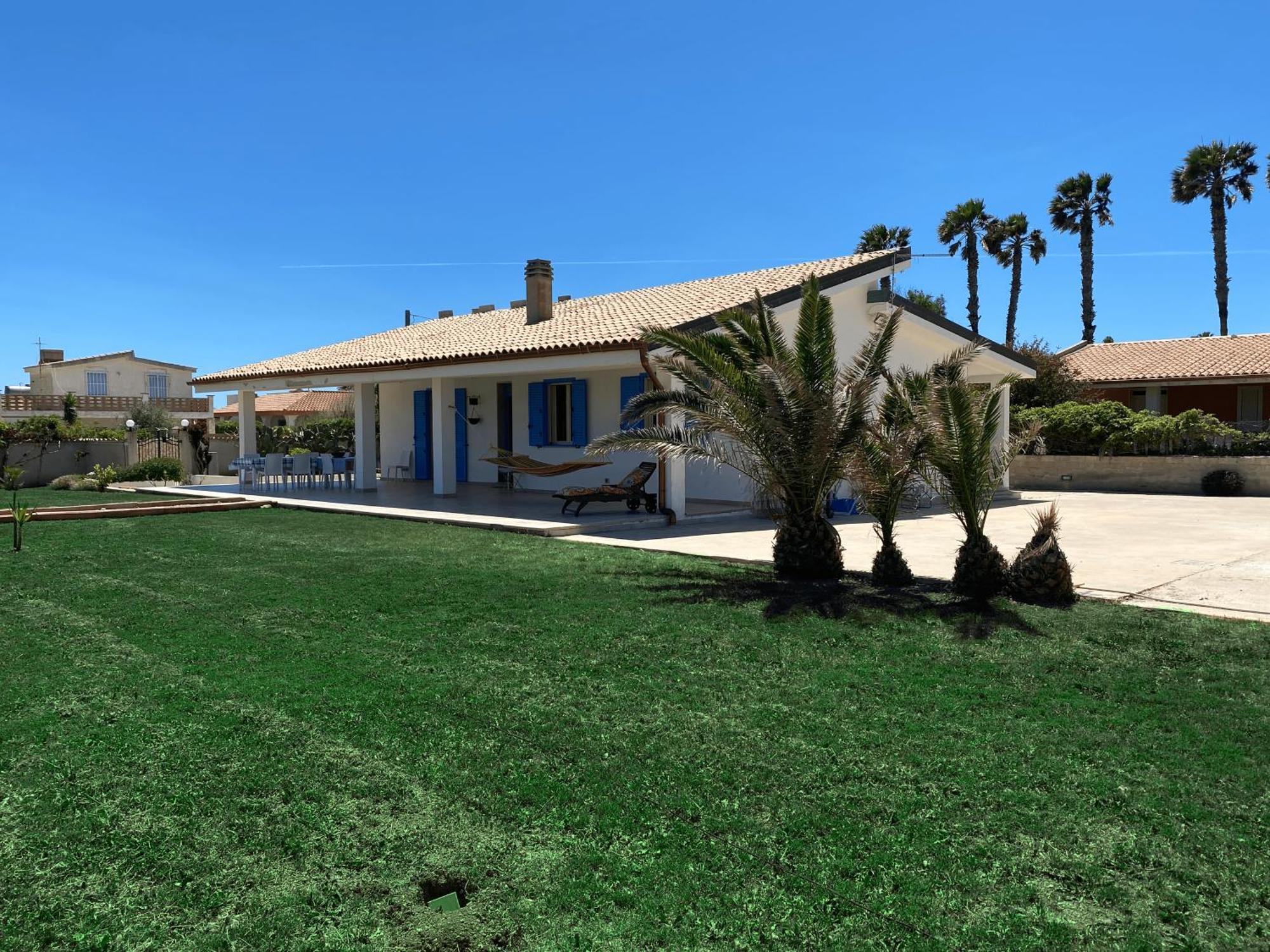 Villa Soleado, Marzamemi - Sea Front Villa Reitani Exterior photo